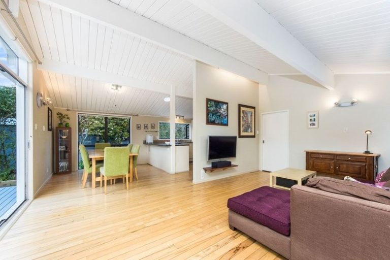 Photo of property in 60 Alton Avenue, Hillcrest, Auckland, 0627