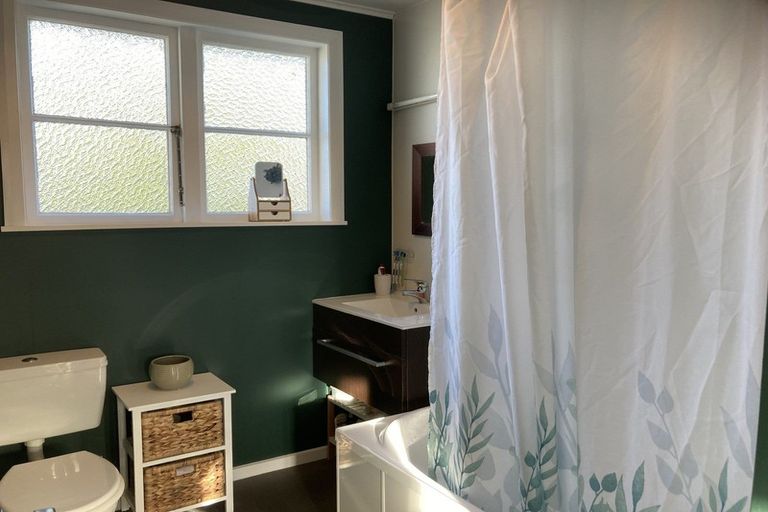 Photo of property in 41 Seymour Street, Waitara, 4320