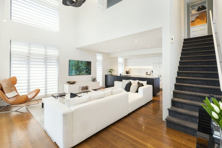 Photo of property in 26a Peterborough Street, Christchurch Central, Christchurch, 8013