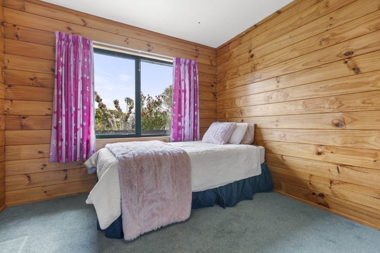 Photo of property in 44 Taihiki Road, Clarks Beach, 2122