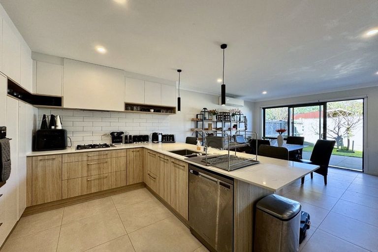 Photo of property in 42 Exmoor Road, Karaka, Papakura, 2113