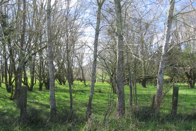 Photo of property in 18 Addison Road, Pataua South, Onerahi, 0192