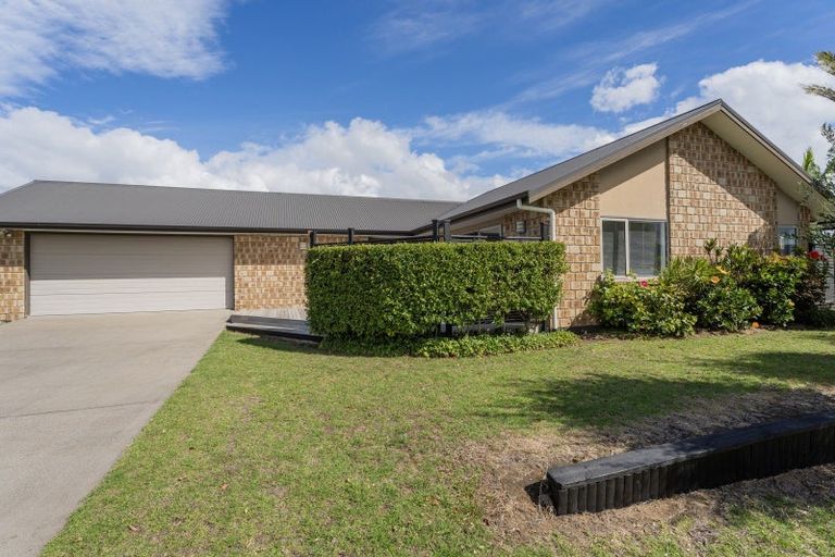 Photo of property in 58 Whitby Avenue, Whitianga, 3510