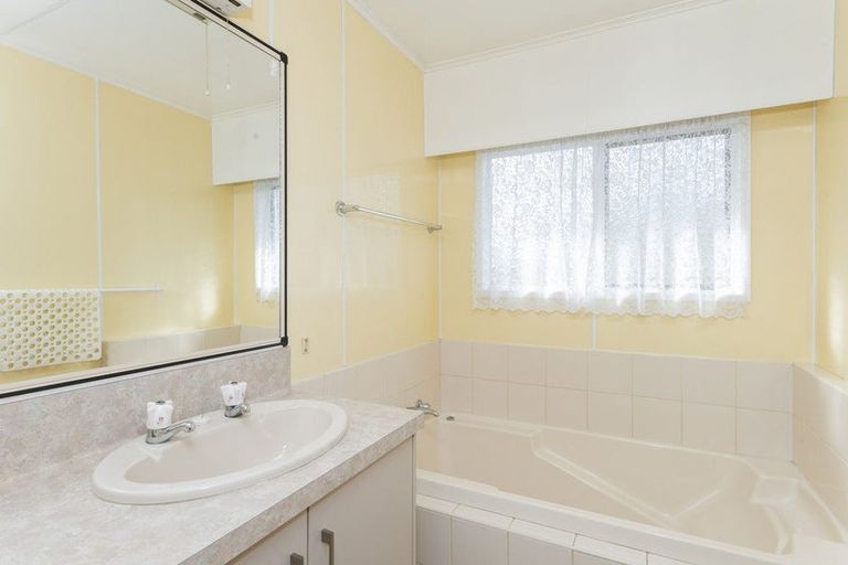Photo of property in 6a Toru Street, Makaraka, Gisborne, 4010