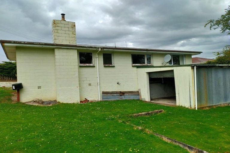Photo of property in 107 Main Road, Wainuiomata, Lower Hutt, 5014