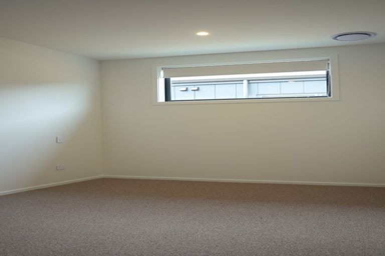 Photo of property in 45 Shelduck Road, Jacks Point, 9371