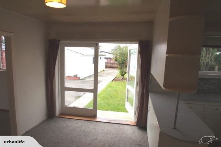 Photo of property in 28 Dunster Street, Burnside, Christchurch, 8053