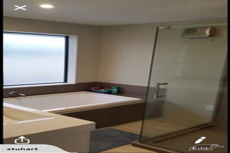 Photo of property in 1-2/184 High Street, Leeston, 7632