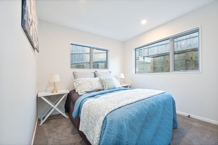 Photo of property in 10 Vino Cina Heights, Ranui, Auckland, 0612