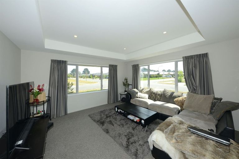 Photo of property in 23 Rossall Crescent, Rolleston, 7615