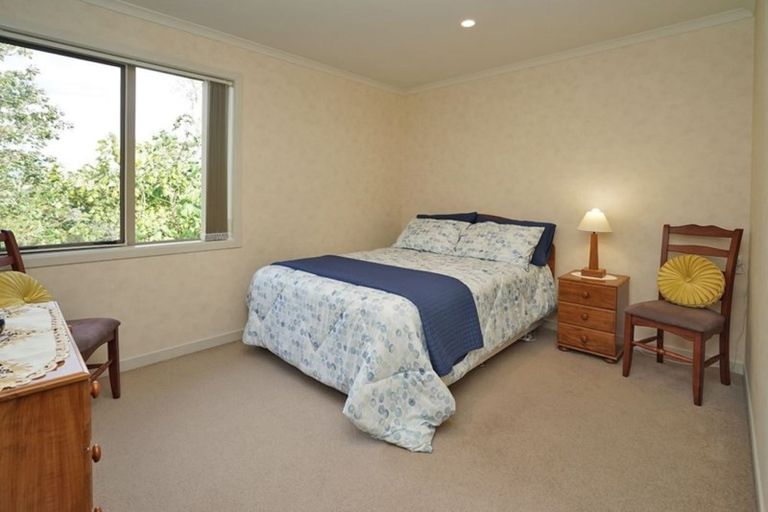 Photo of property in 55 Sovereign Isle Lane, Rototuna, Hamilton, 3210