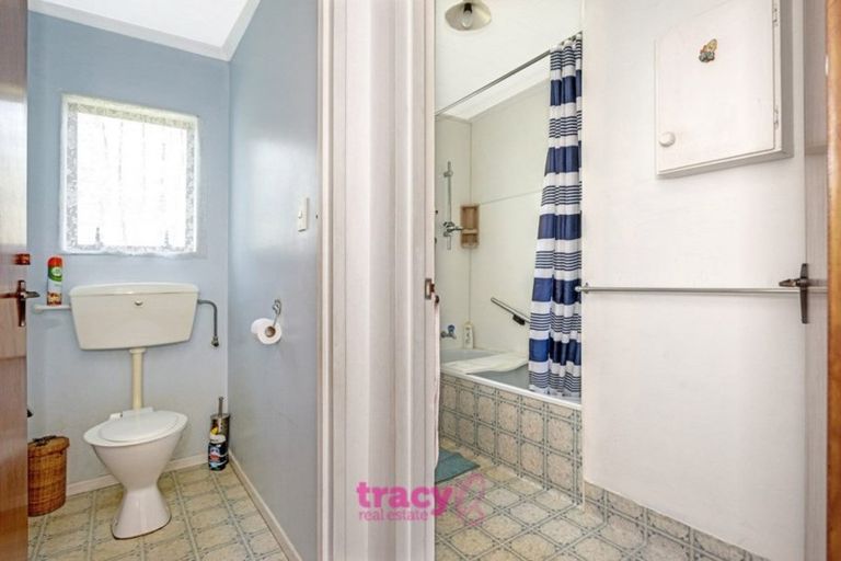 Photo of property in 2/23 Craig Road, Outer Kaiti, Gisborne, 4010