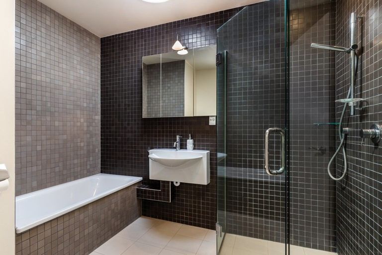 Photo of property in 1/15 Napier Road, Hilltop, Taupo, 3330