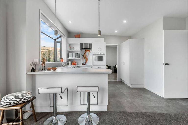 Photo of property in 1/13 Glenelg Spur, Hillsborough, Christchurch, 8022