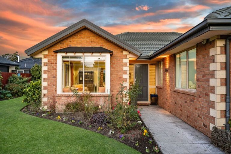 Photo of property in 28 Pewter Place, Northwood, Christchurch, 8051