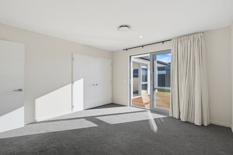 Photo of property in 175 Townsend Road, Rangiora, 7400