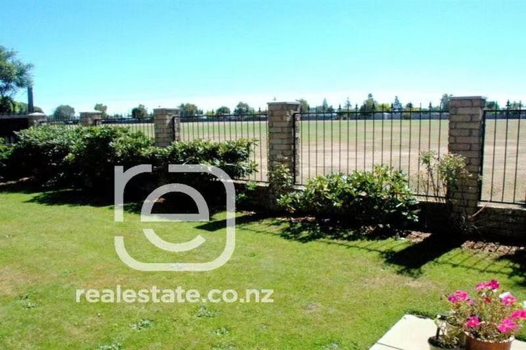 Photo of property in 5 Mcclintock Lane, Sockburn, Christchurch, 8042