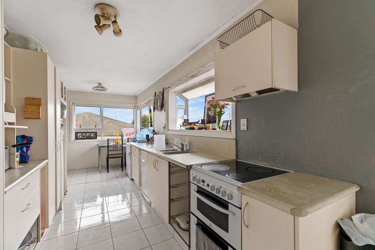 Photo of property in 98 Weymouth Road, Manurewa, Auckland, 2102