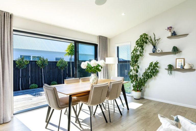 Photo of property in 33 Nikau Drive, Redwoodtown, Blenheim, 7201