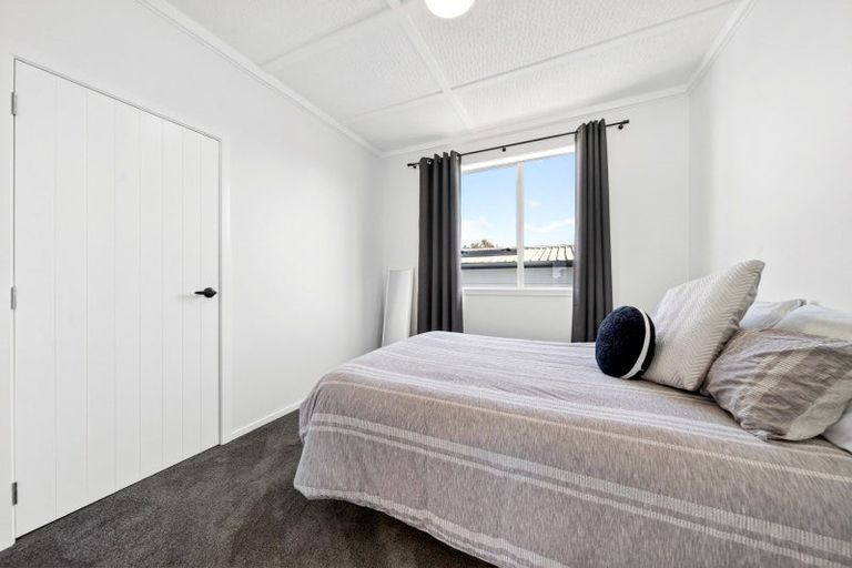 Photo of property in 37a Jellicoe Street, Greytown, 5712