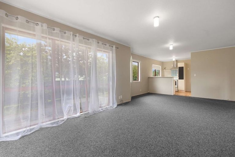 Photo of property in 95a Pohutukawa Drive, Owhata, Rotorua, 3010