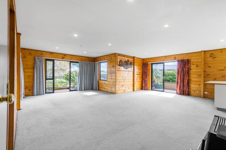 Photo of property in 3 Antonia Place, Kinloch, Taupo, 3377