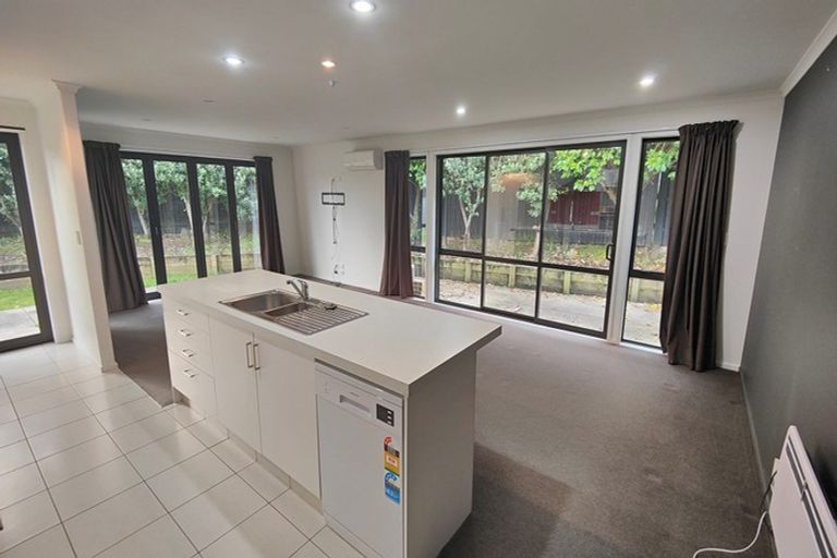 Photo of property in 9 Te Ironui Place, Huntington, Hamilton, 3210