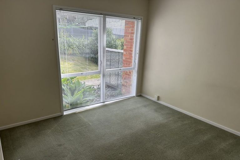 Photo of property in 1/9 East Coast Road, Milford, Auckland, 0620