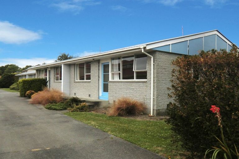 Photo of property in 50 Brockworth Place, Riccarton, Christchurch, 8011
