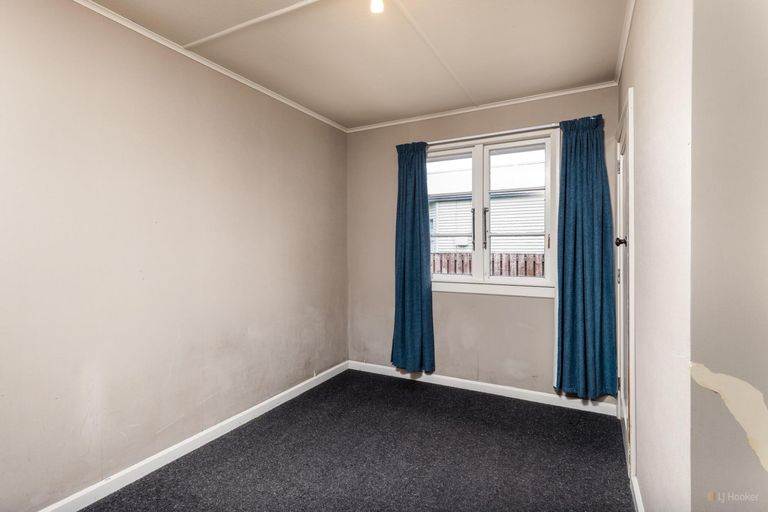 Photo of property in 6 George Street, Waimate, 7924