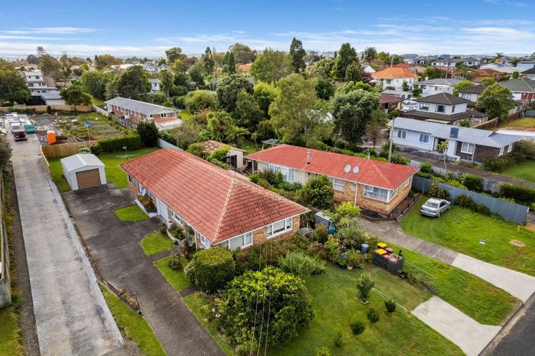 Photo of property in 1/11 Miles Avenue, Papatoetoe, Auckland, 2025