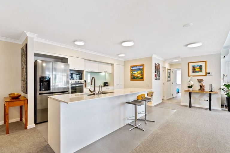 Photo of property in 77 Parkside Drive, Orewa, 0931