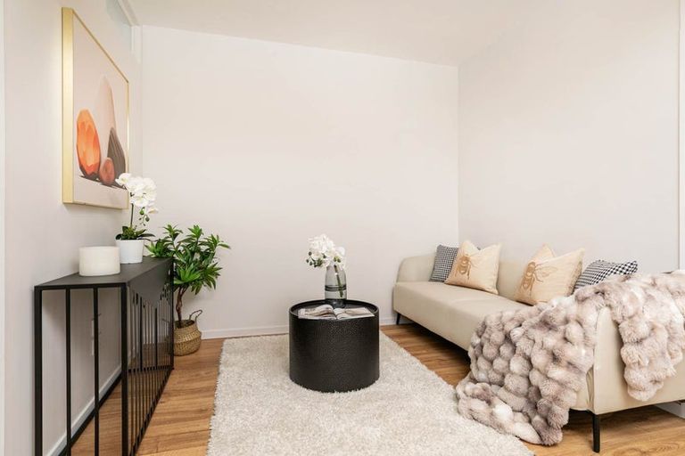 Photo of property in 3/28 Evelyn Place, Hillcrest, Auckland, 0627