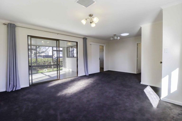 Photo of property in 9 Rolleston Street, Hokowhitu, Palmerston North, 4410