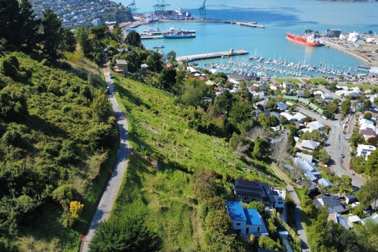 Photo of property in 11 Harmans Road, Lyttelton, 8082