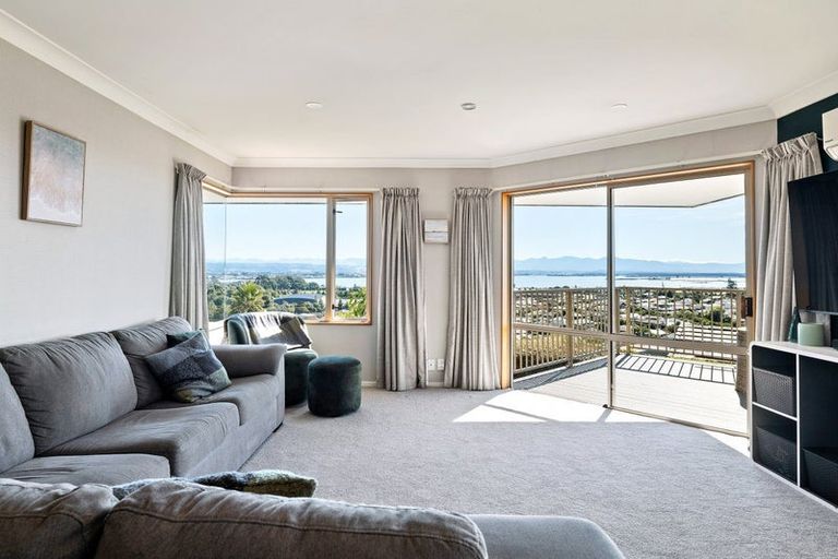 Photo of property in 18 Clairmont Heights, Stoke, Nelson, 7011