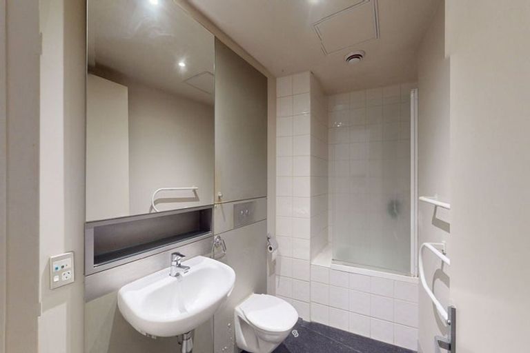Photo of property in Gerondis Bldg Apartments, 410/60 Willis Street, Wellington Central, Wellington, 6011