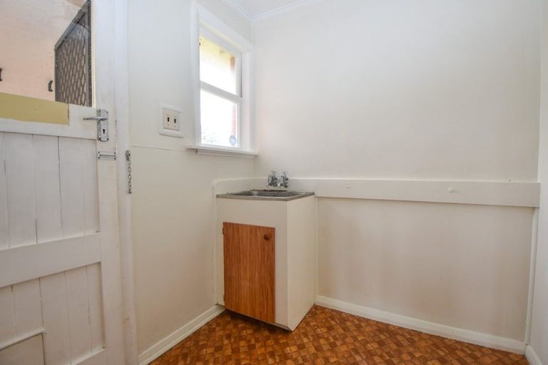 Photo of property in 248 High Street North, Carterton, 5713
