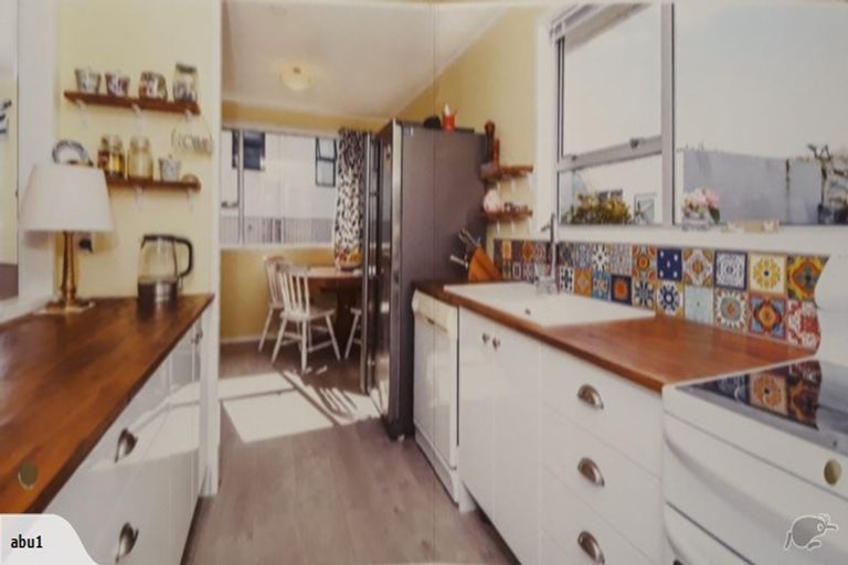 Photo of property in 24 Richmond Avenue, Richmond Heights, Taupo, 3330