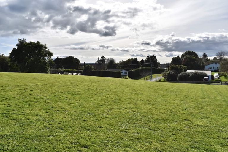 Photo of property in 2 Honoiti Ranapiri Place, Manakau, Levin, 5573