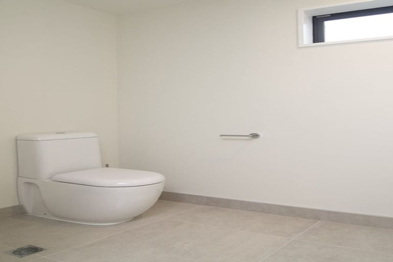 Photo of property in Riverena Flats, 377 Barbadoes Street, Christchurch Central, Christchurch, 8011