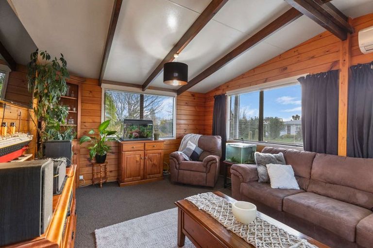 Photo of property in 5 Kairanga Bunnythorpe Road, Bunnythorpe, Palmerston North, 4478