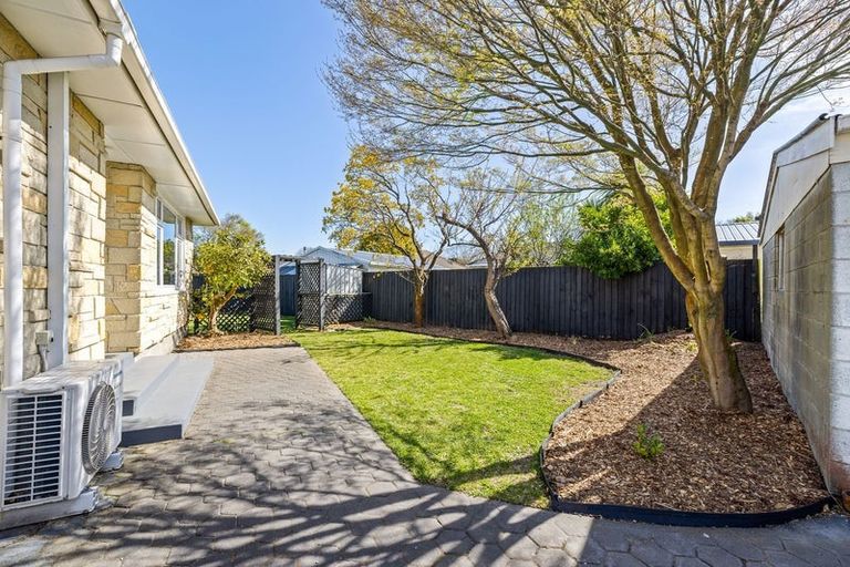 Photo of property in 51 Wayside Avenue, Burnside, Christchurch, 8053