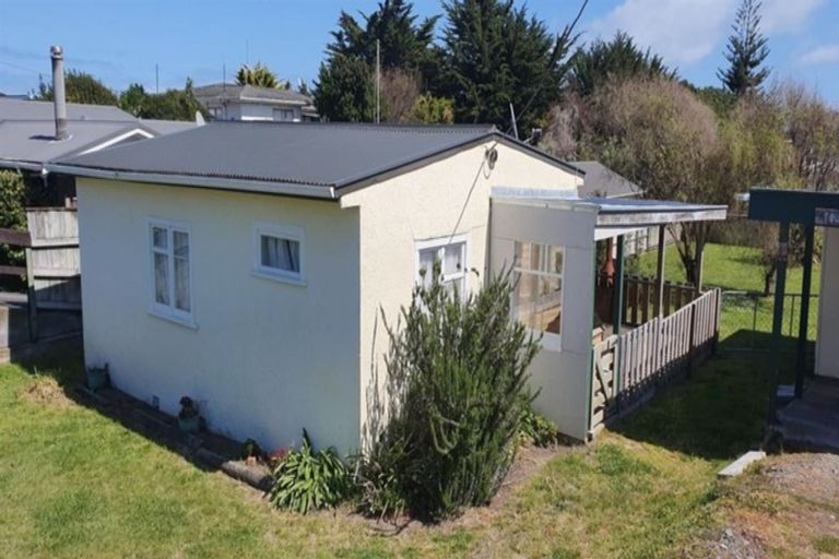 Photo of property in 99 Kahukura Avenue, Waitarere Beach, Levin, 5510
