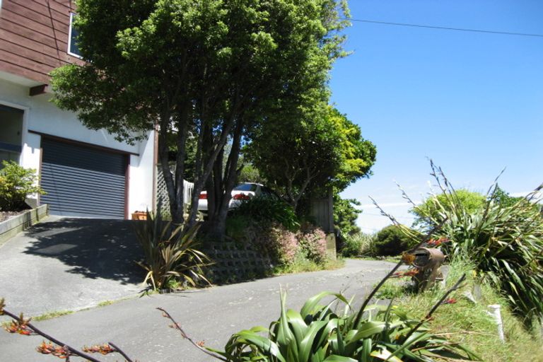 Photo of property in 120 Onslow Road, Khandallah, Wellington, 6035