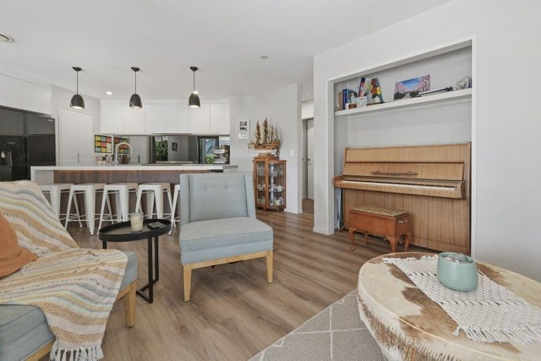 Photo of property in 6 Materawaho Way, Pyes Pa, Tauranga, 3112