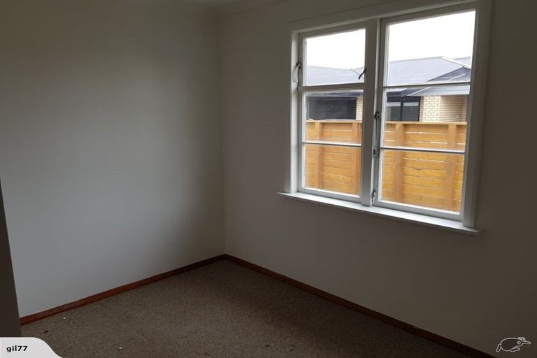 Photo of property in 18 Douglas Street, West End, Palmerston North, 4412