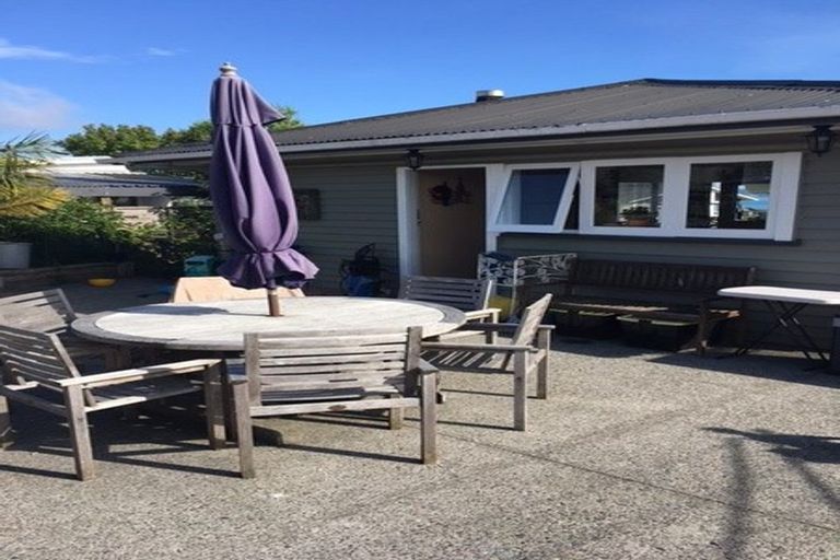 Photo of property in 25 Brightside Road, Stanmore Bay, Whangaparaoa, 0932