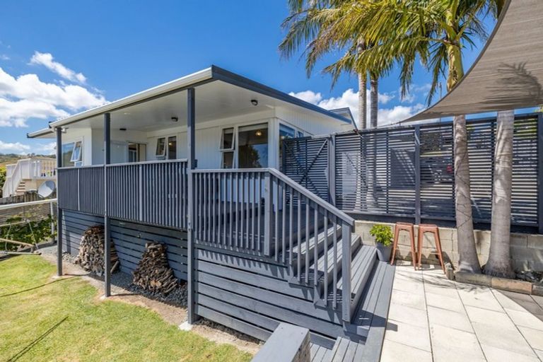 Photo of property in 28 Berghan Road, Coopers Beach, 0420
