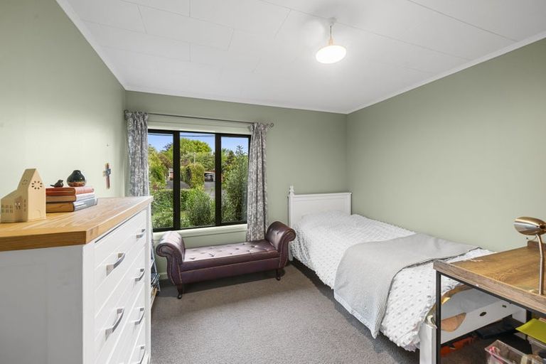 Photo of property in 7 Wayside Avenue, Burnside, Christchurch, 8053